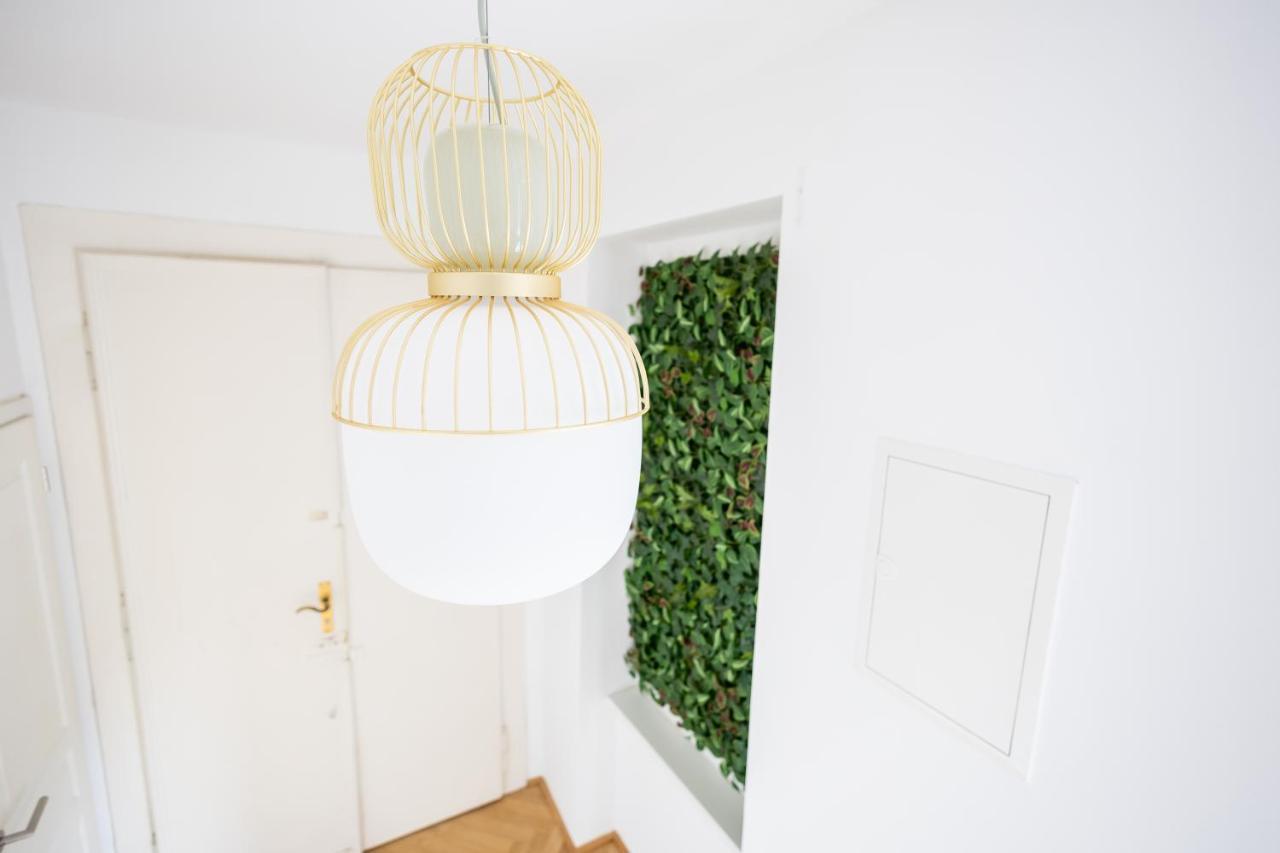 Large Garden-View Balcony Comfort Retreat 1020-Vienna Вена Экстерьер фото